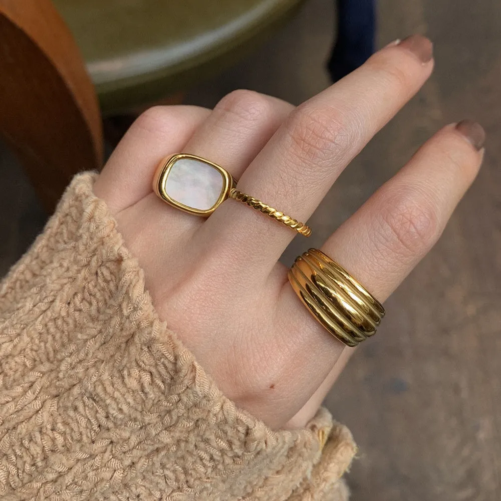 Gold Ring Shell