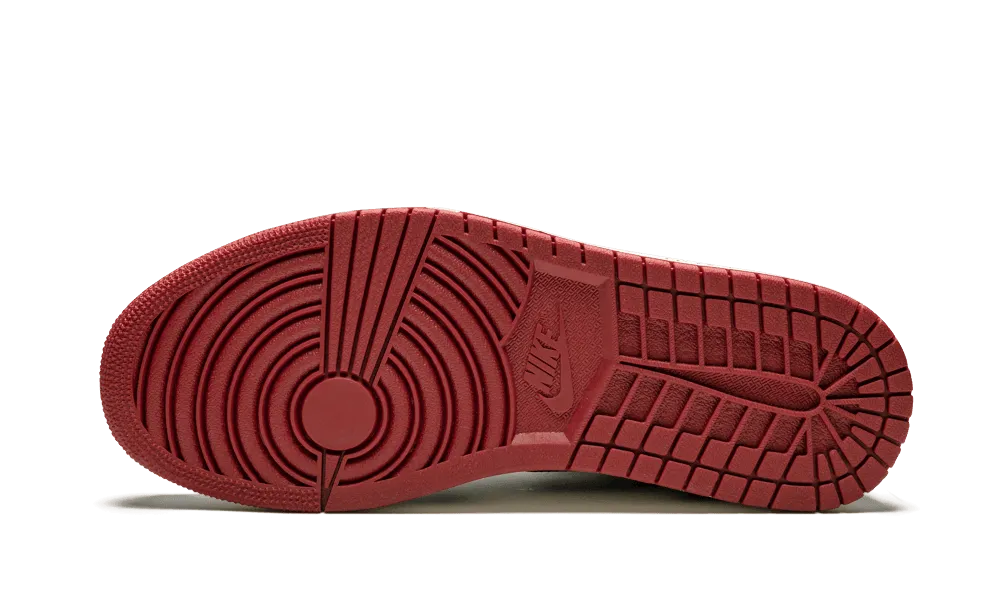 JORDAN 1 HIGH NFR RED