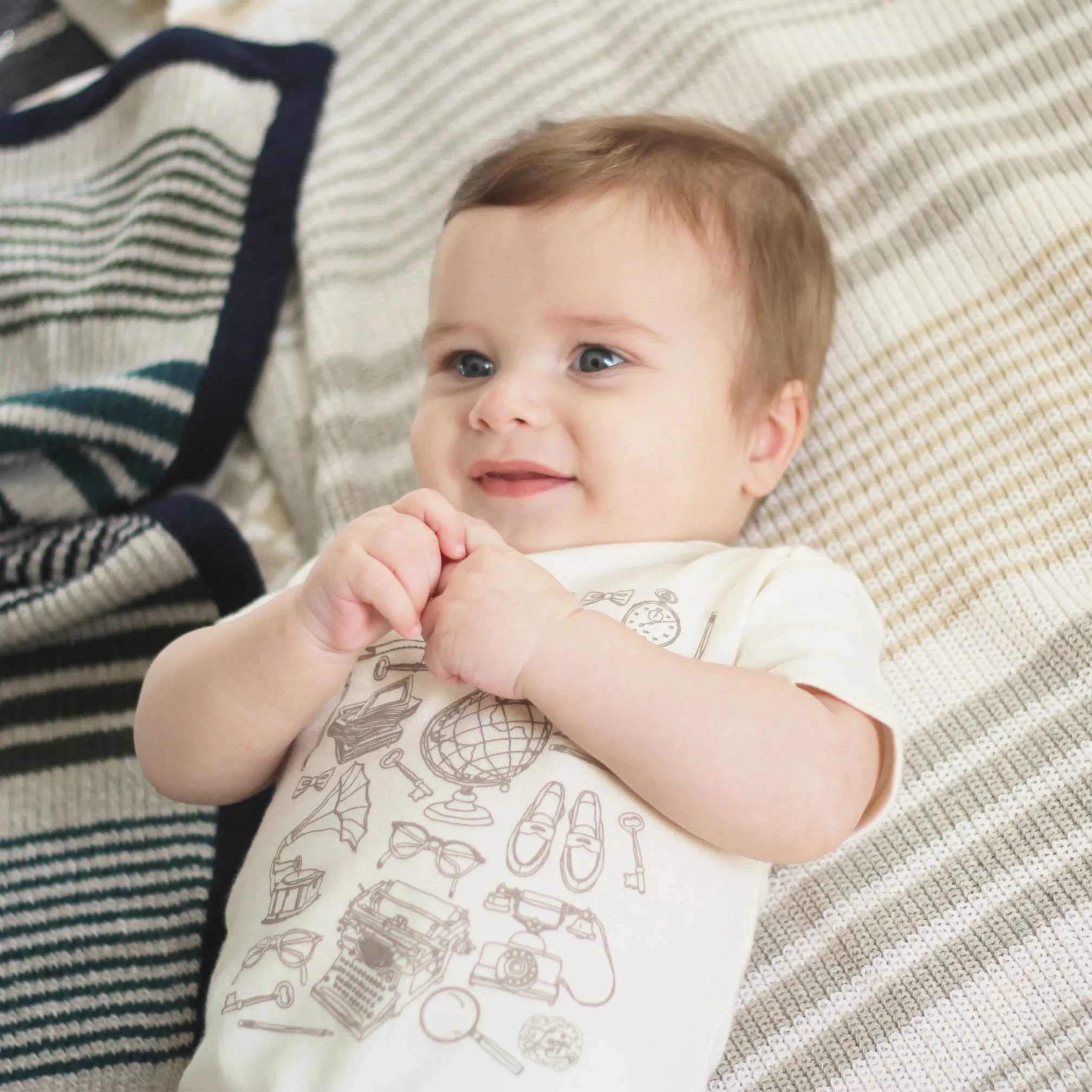 "professor" organic cotton bodysuit in stone